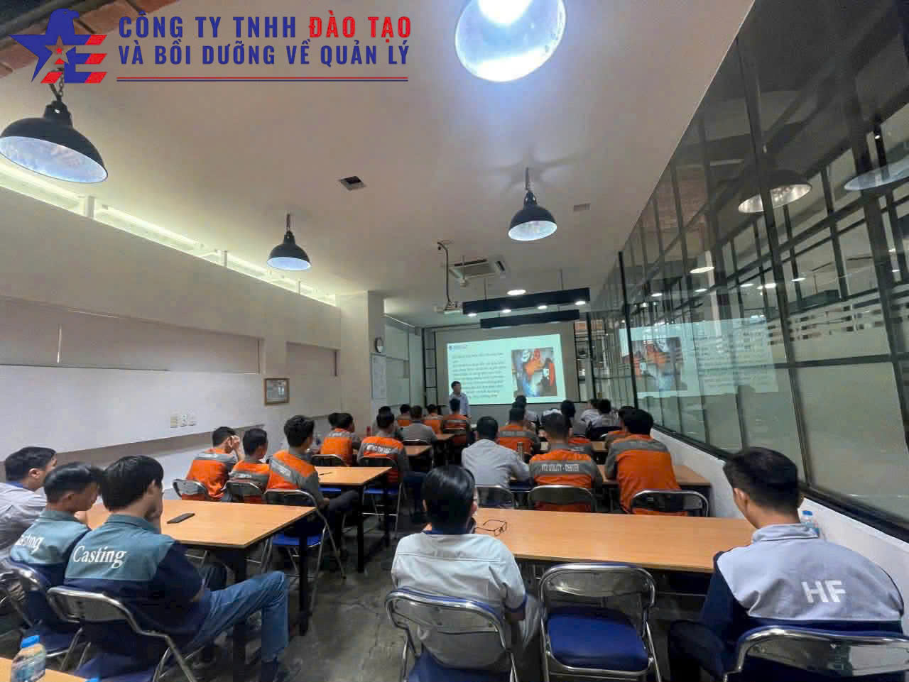 khoa-hoc-lay-chung-chi-may-xuc-uy-tin-tai-hong-bang